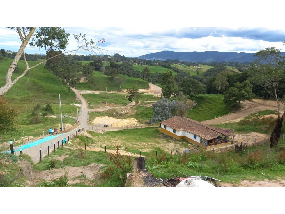 LOTE EN SAN PEDRO DE LOS MILAGROS PLANO.BIEN UBICADO