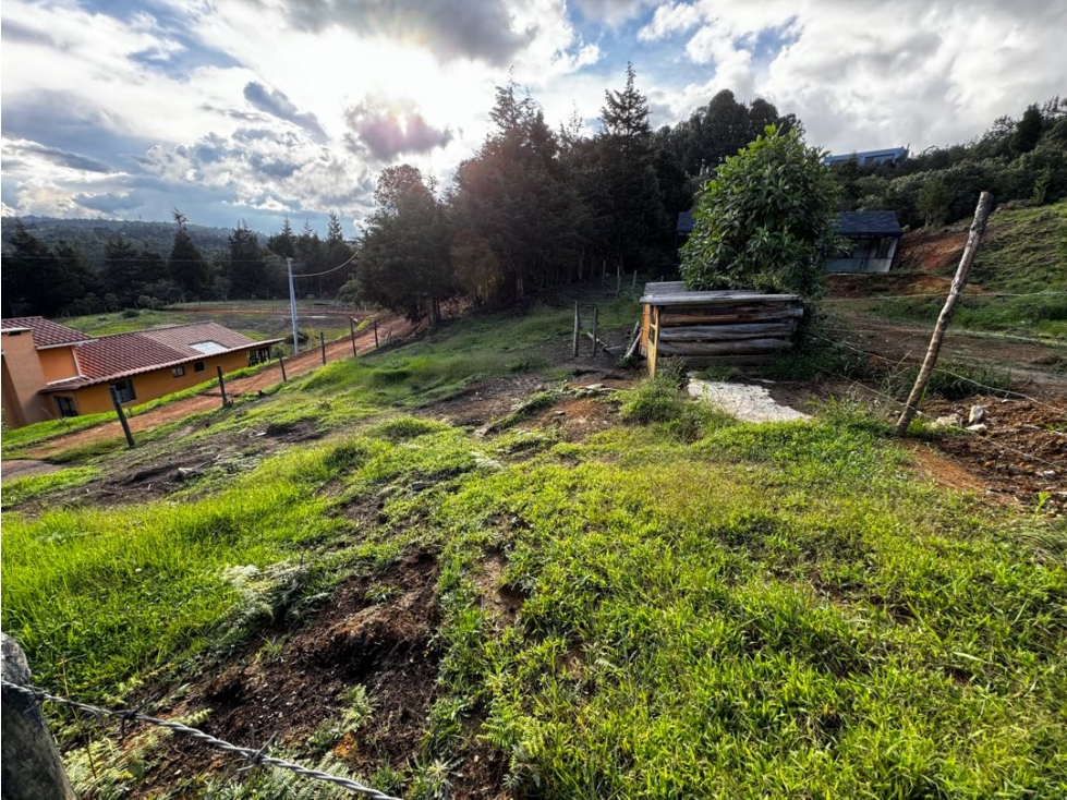 Lote en Santa Elena piedras blancas con licencia de cons — foto 3