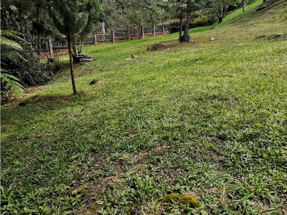 Lote en unidad de Loma del Escobero Alto (*) - 3