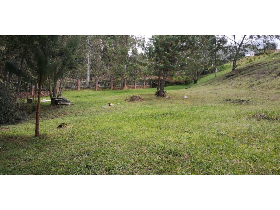 Lote en unidad de Loma del Escobero Alto (*) - 4