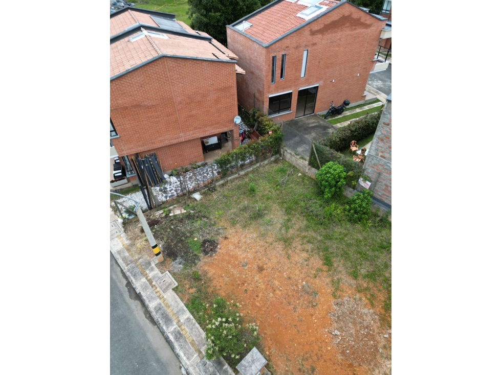 Lote en Urbanización abierta La Ceja — foto 3