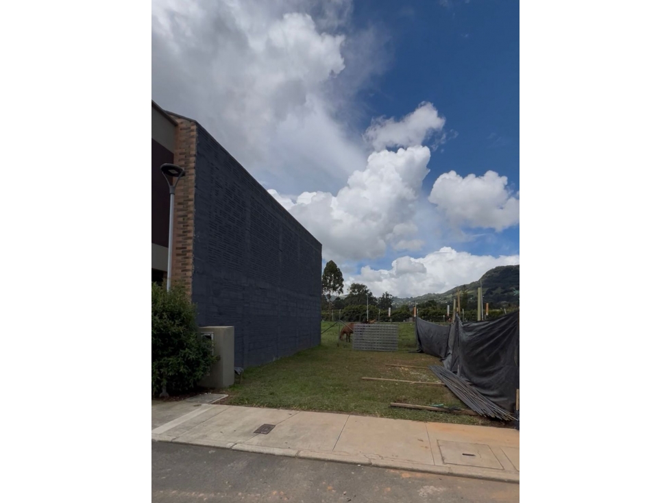 Lote en Urbanización cerrada La ceja (Ant) — foto 4