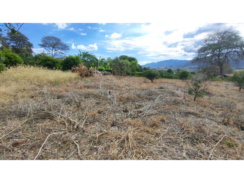 Lote en urbanización de 2000 M2 en 230 mill en #lamesacundinamarca — foto 2