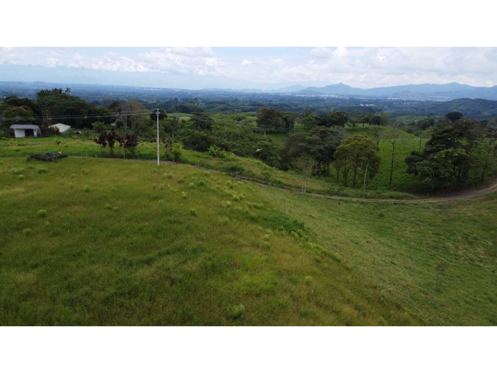 LOTE EN VENTA A 5 MINUTOS DE ALTAGRACIA - 4