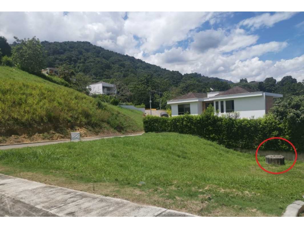 EXCLUSIVO LOTE EN VENTA CONDOMINIO TERRAZAS DE MENZULY - 6