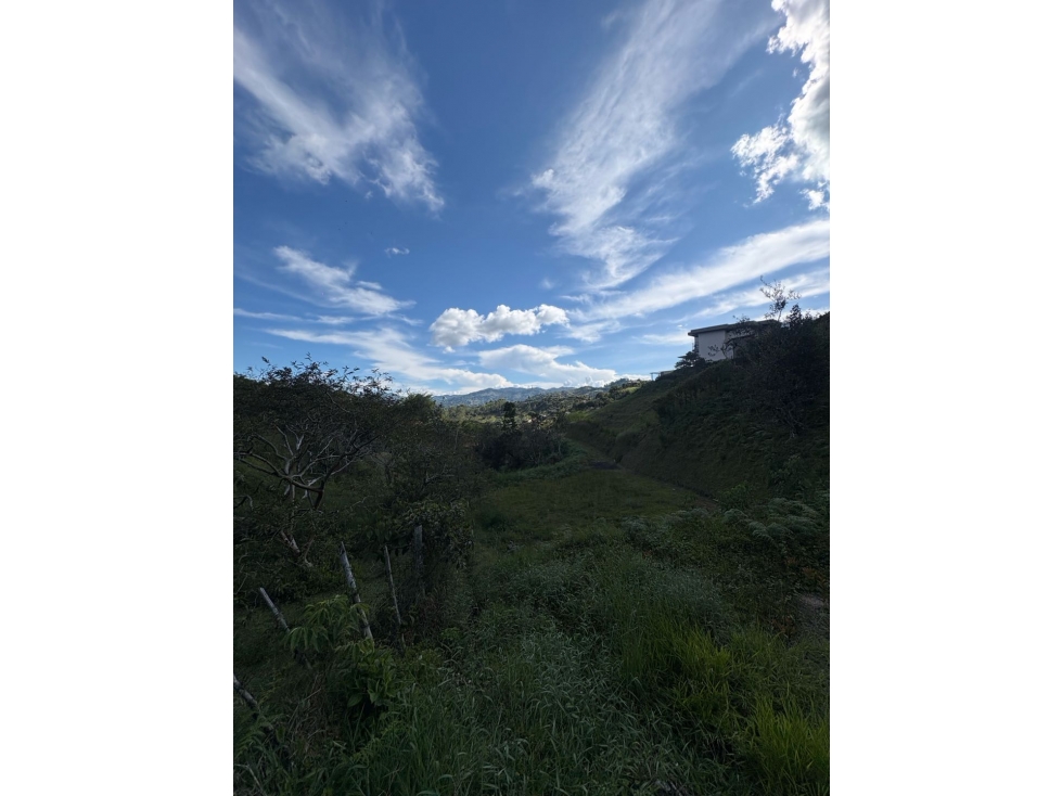 LOTE EN VENTA - EL PEÑOL - 2