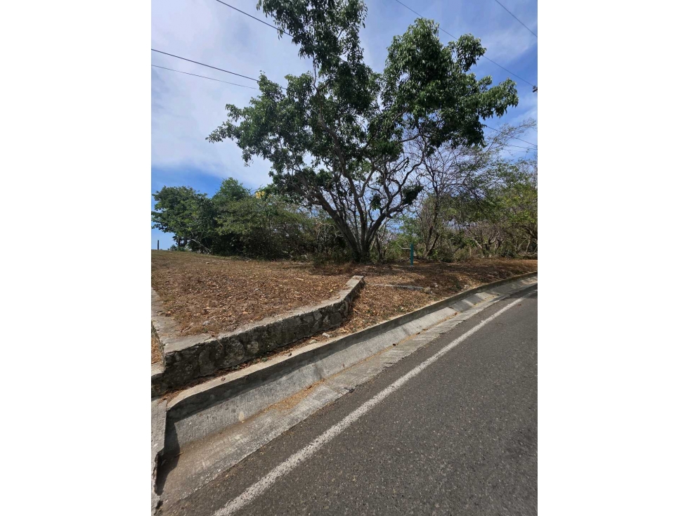 LOTE EN VENTA EN LAGOS DE CAUJARAL — foto 4