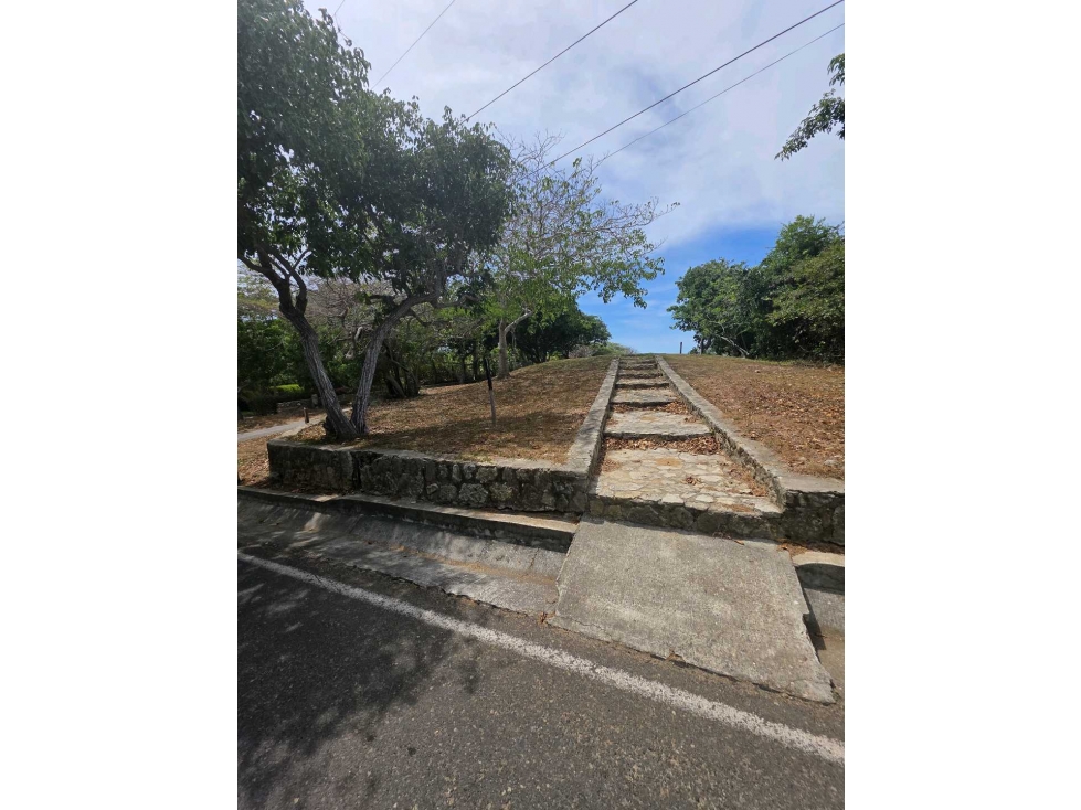 LOTE EN VENTA EN LAGOS DE CAUJARAL — foto 5