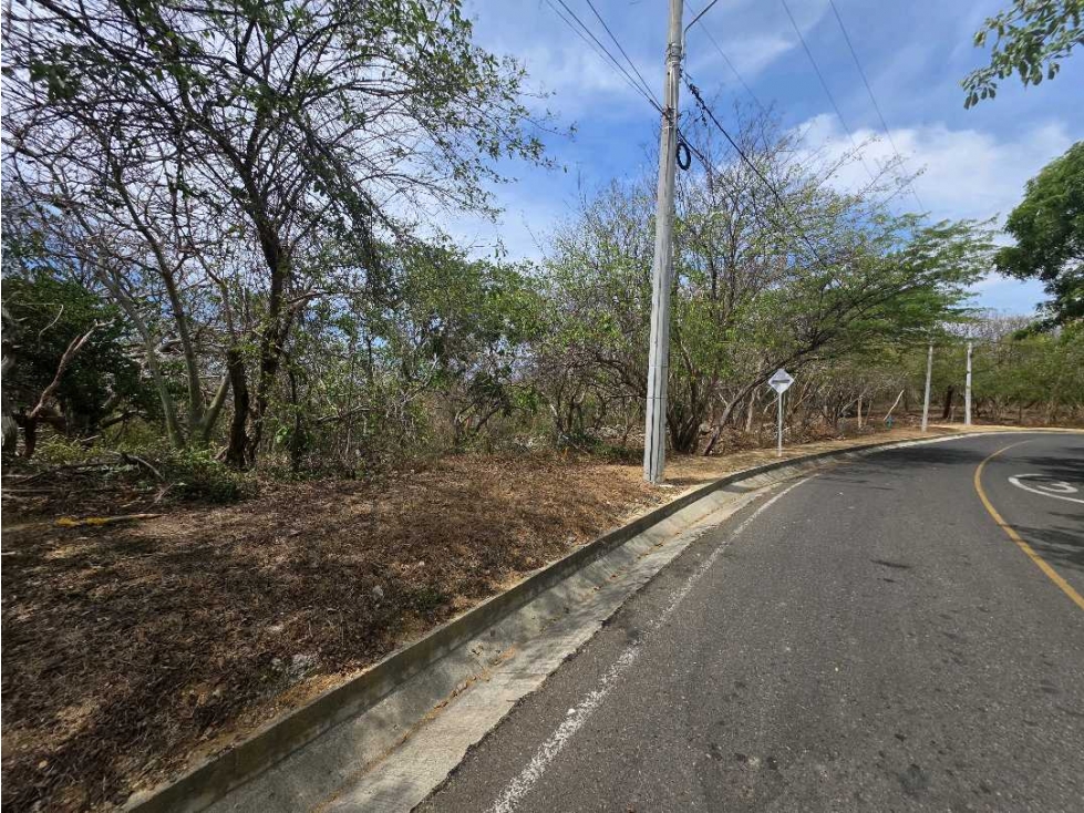 LOTE EN VENTA EN LAGOS DE CAUJARAL