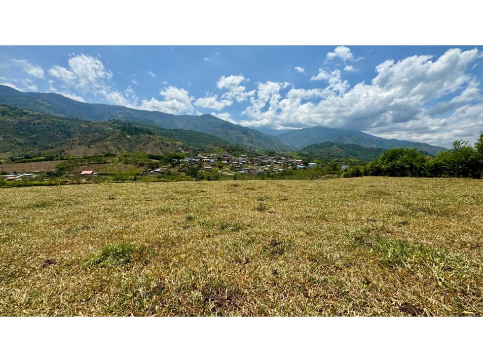 Lote en venta en condominio campestre Lagos de Maracaibo Palmira Valle — foto 3
