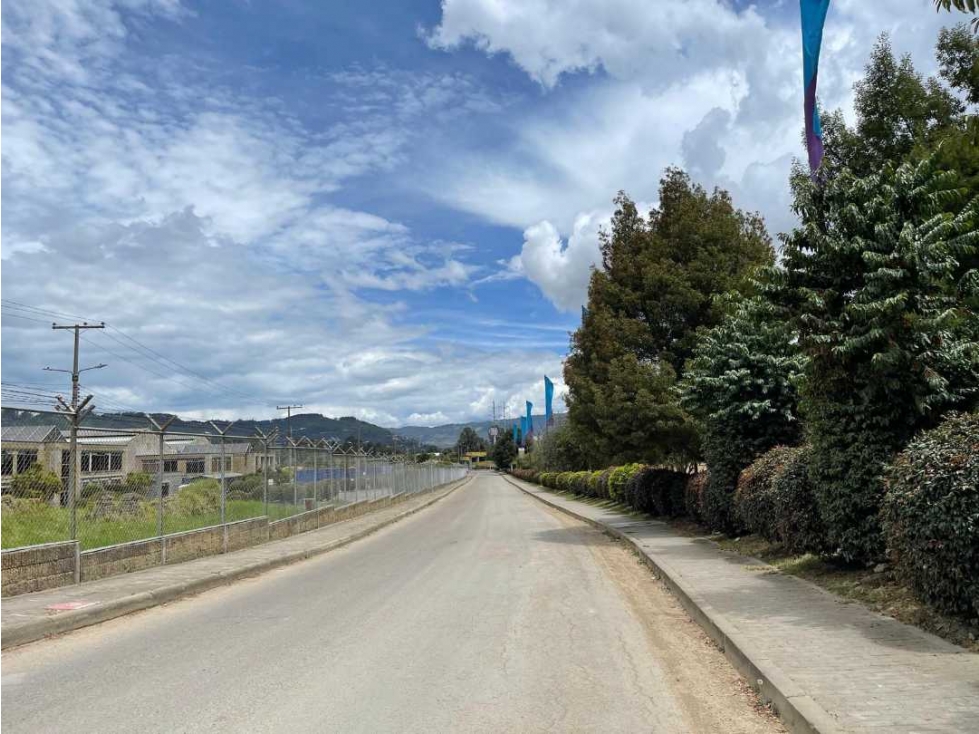 LOTE PREMIUM EN VENTA EN CONDOMINIO BOSQUE RESIDENCIAL CAJICA - 2