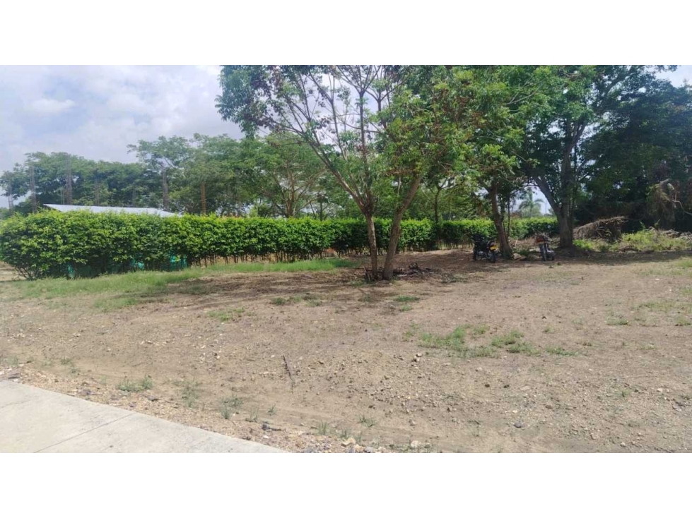 LOTE EN VENTA EN CONJUNTO CERRADO BALMORAL — foto 2
