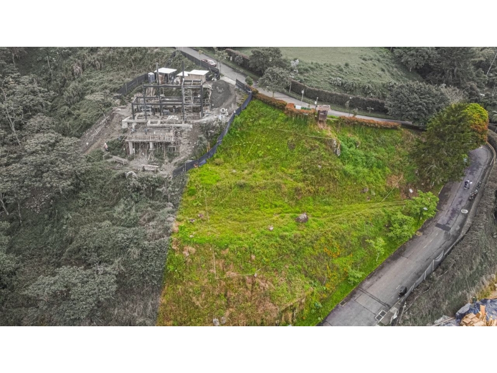 LOTE EN VENTA EN EL POBLADO SECTOR LOS BALSOS CON VISTA A LA CIUDAD — foto 2