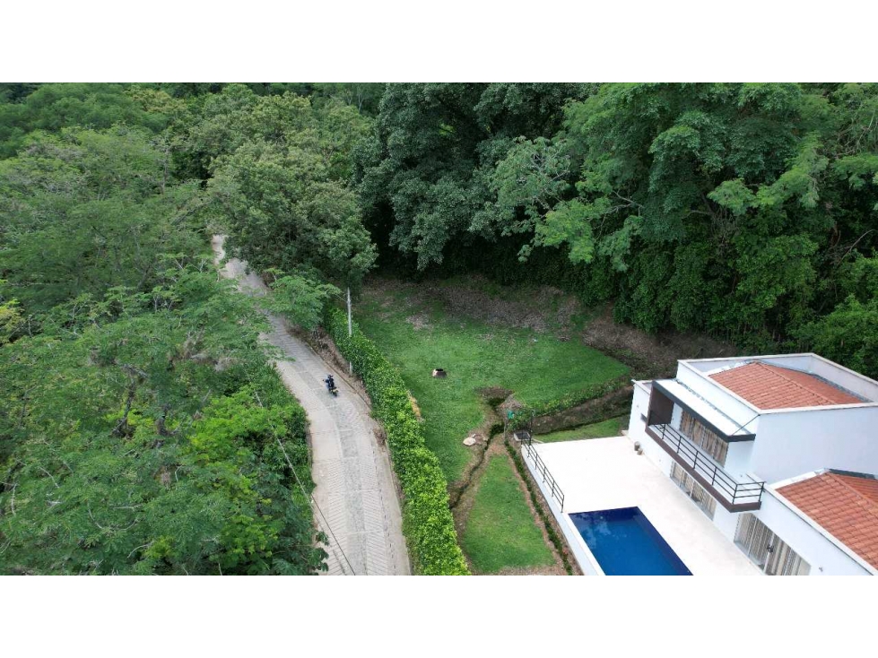 Lote en venta en Sopetran 590 m² — foto 2