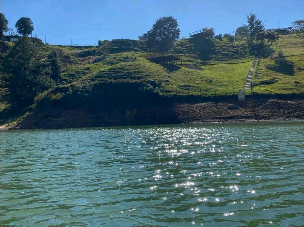 LOTE EN VENTA EN GUATAPE ANTIOQUIA — foto 3