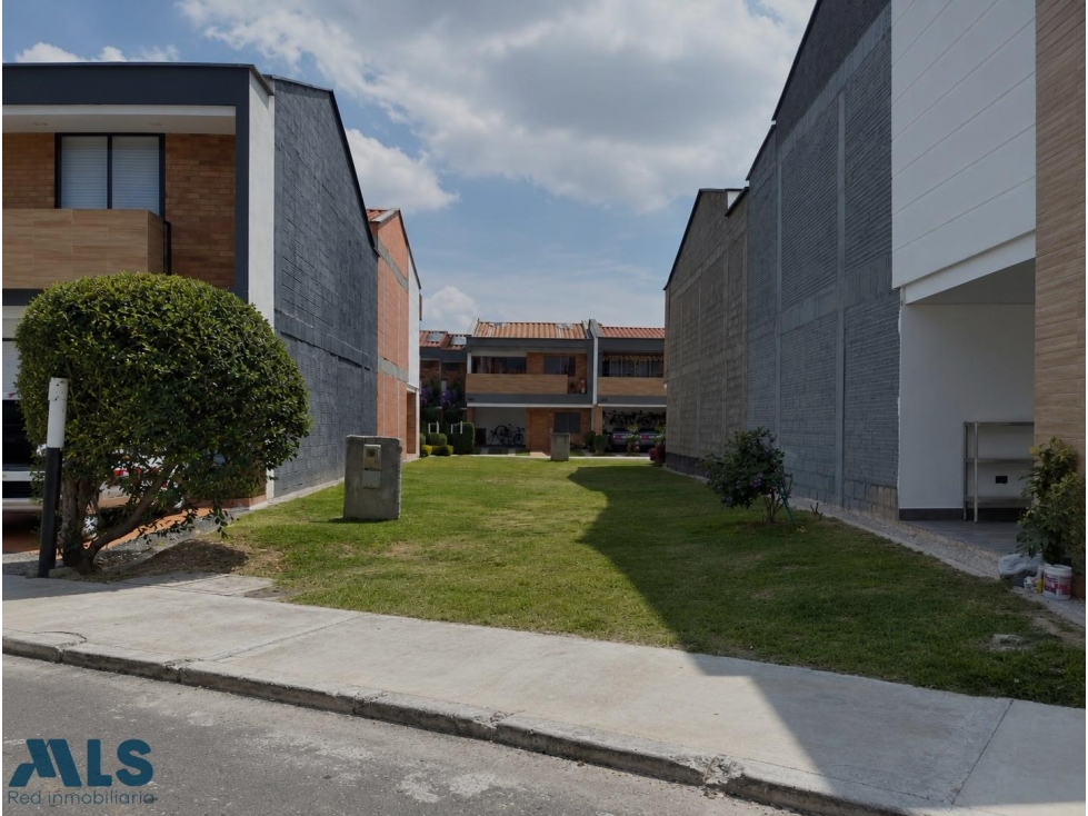 LOTE EN VENTA EN LA CEJA ANTIOQUIA(MLS#269293) - 1
