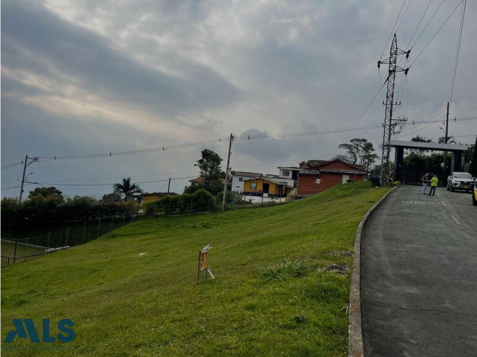 Lote en Venta en La Estrella(MLS#252166) - 4