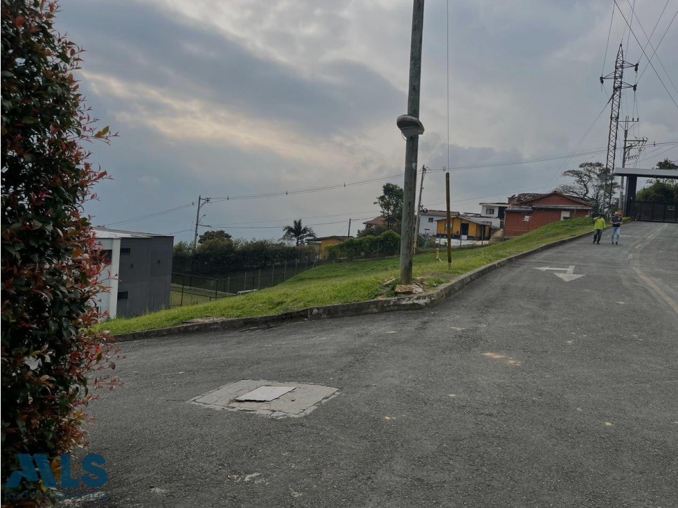 Lote en Venta en La Estrella(MLS#252166) - 5
