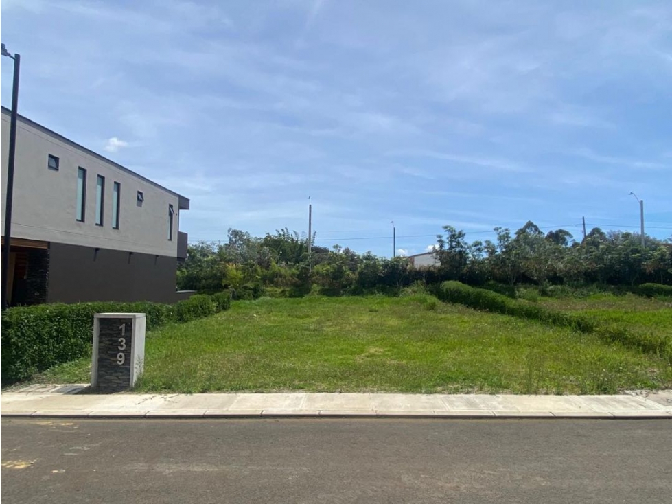 Lote en venta en parcelación exclusiva ubicado en Llanogrande — foto 3
