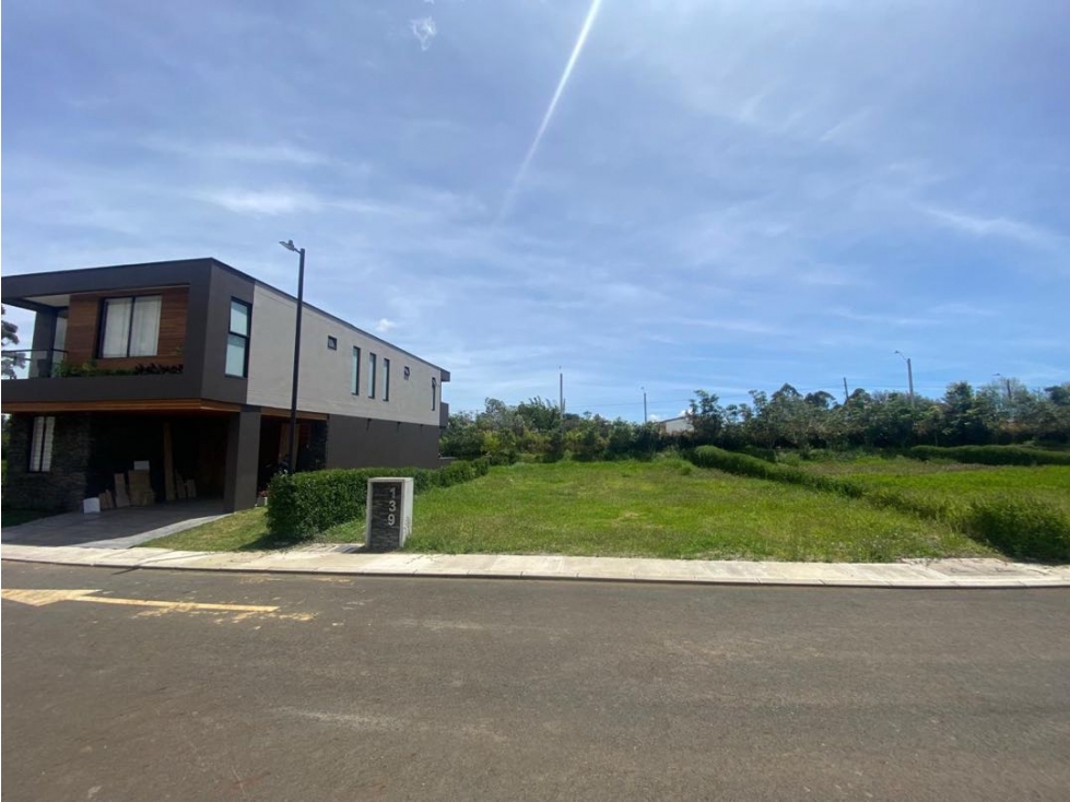 Lote en venta en parcelación exclusiva ubicado en Llanogrande — foto 4
