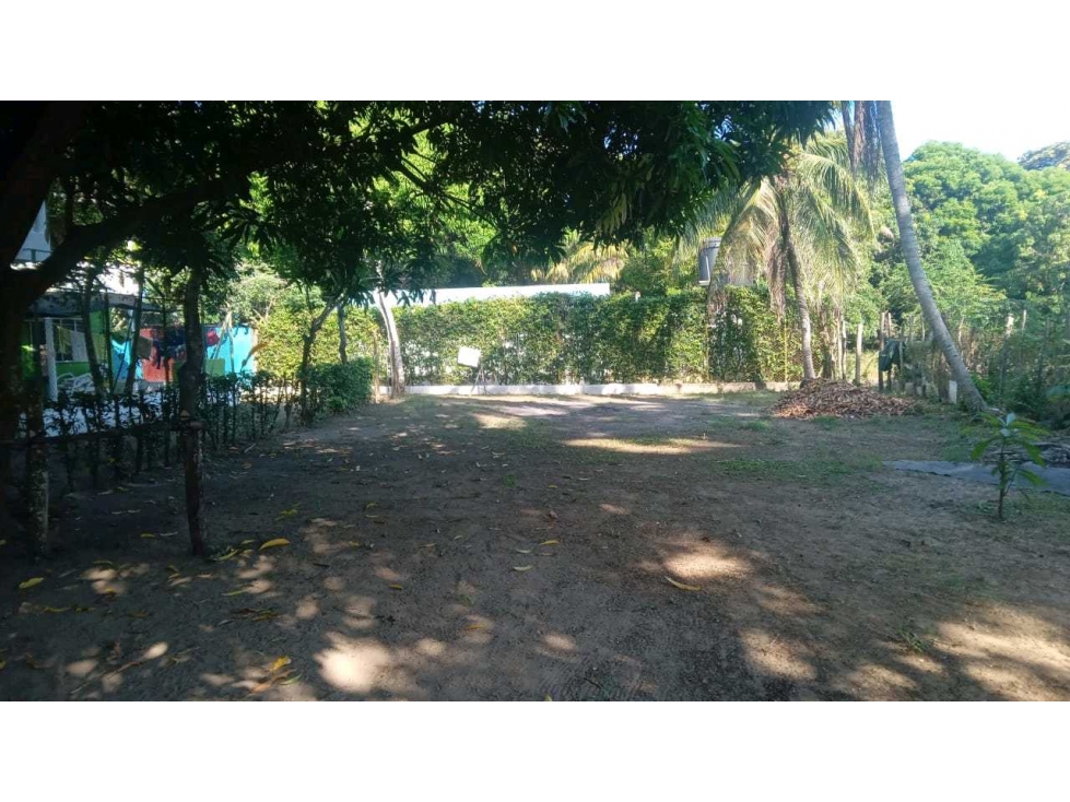 LOTE EN VENTA EN PUNTA BOLIVAR - 5