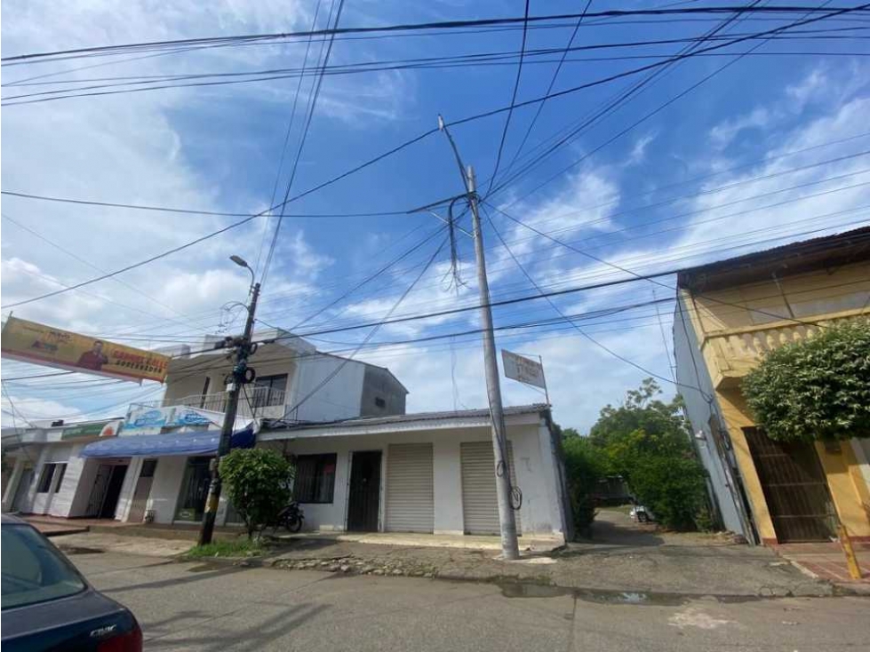 LOTE EN VENTA EXCELENTE UBICACIÓN - MONTELIBANO - 1