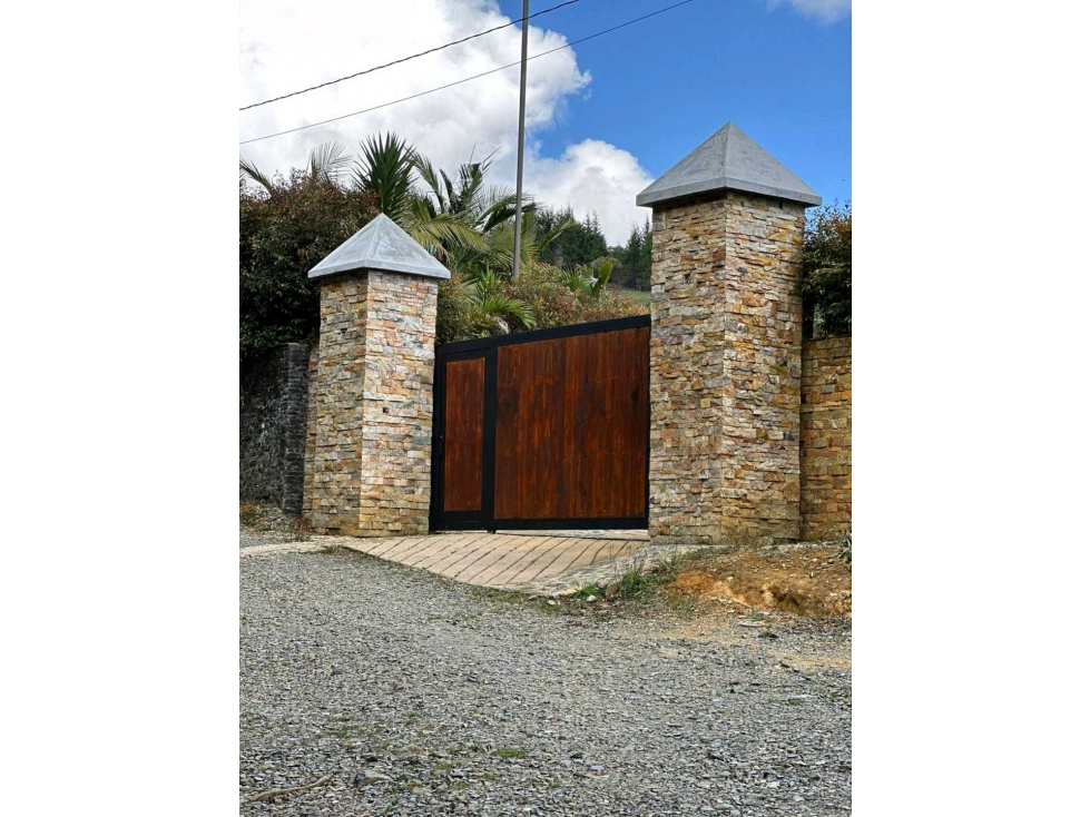 LOTE EN VENTA GUARNE SECTOR ALTO DE LA VIRGEN (T) — foto 5