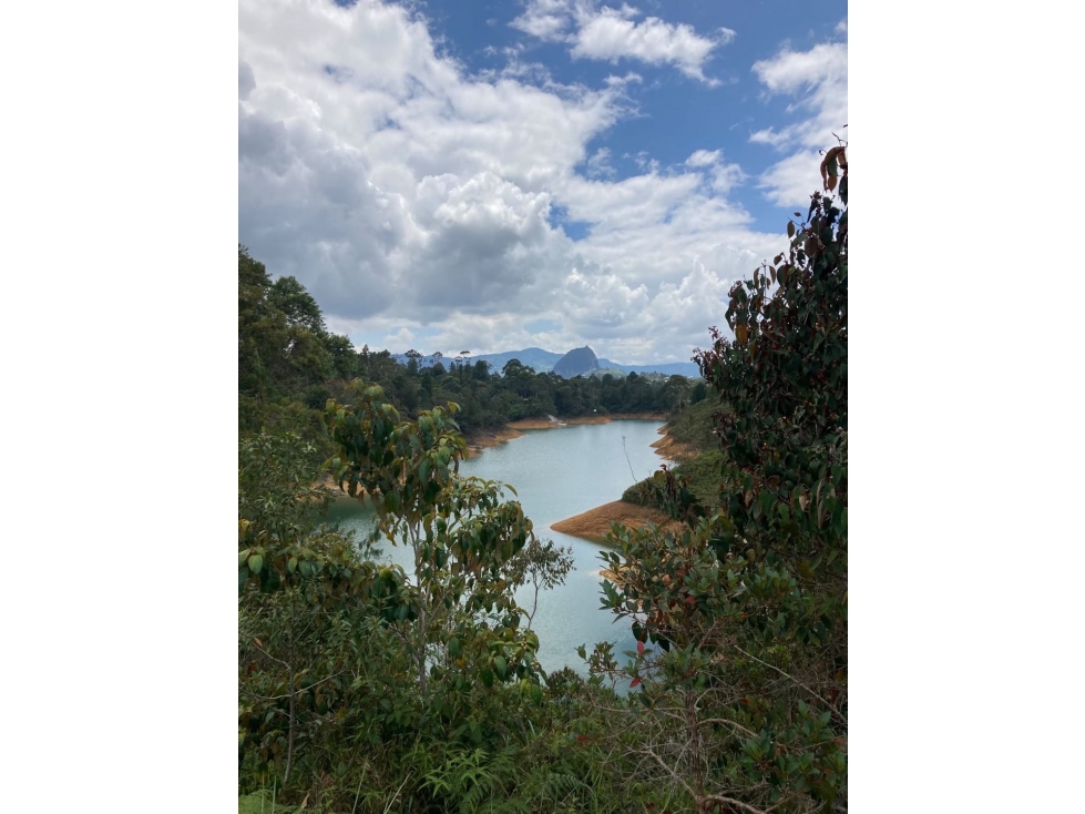 LOTE EN VENTA GUATAPE CON REPRESA — foto 4