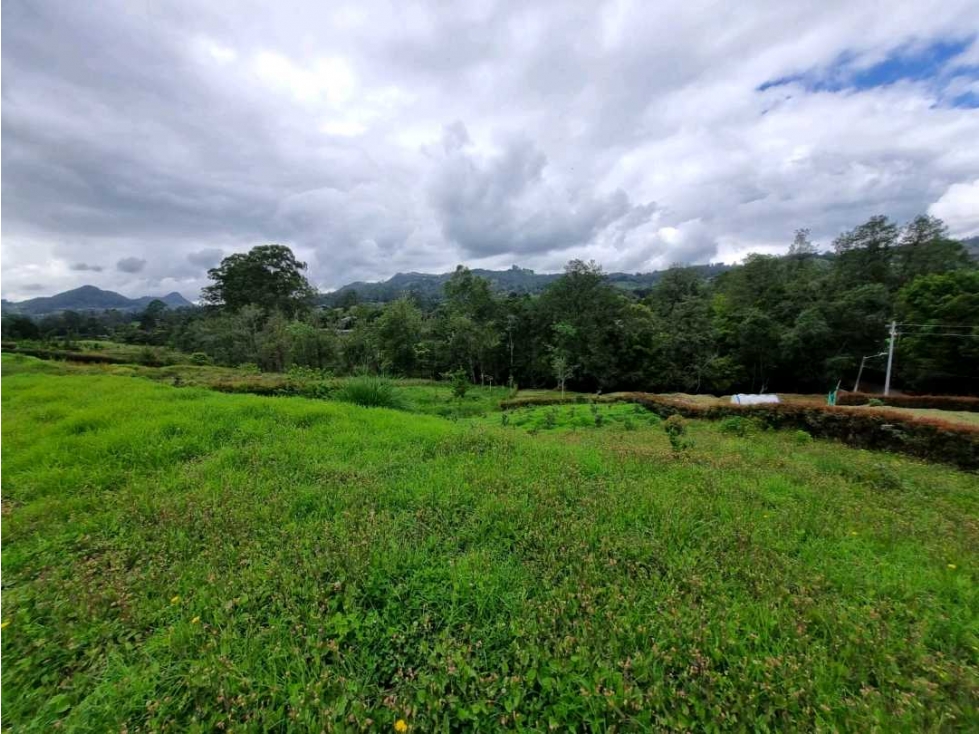 LOTE EN VENTA LLANOGRANDE SECTOR BARAHONDA