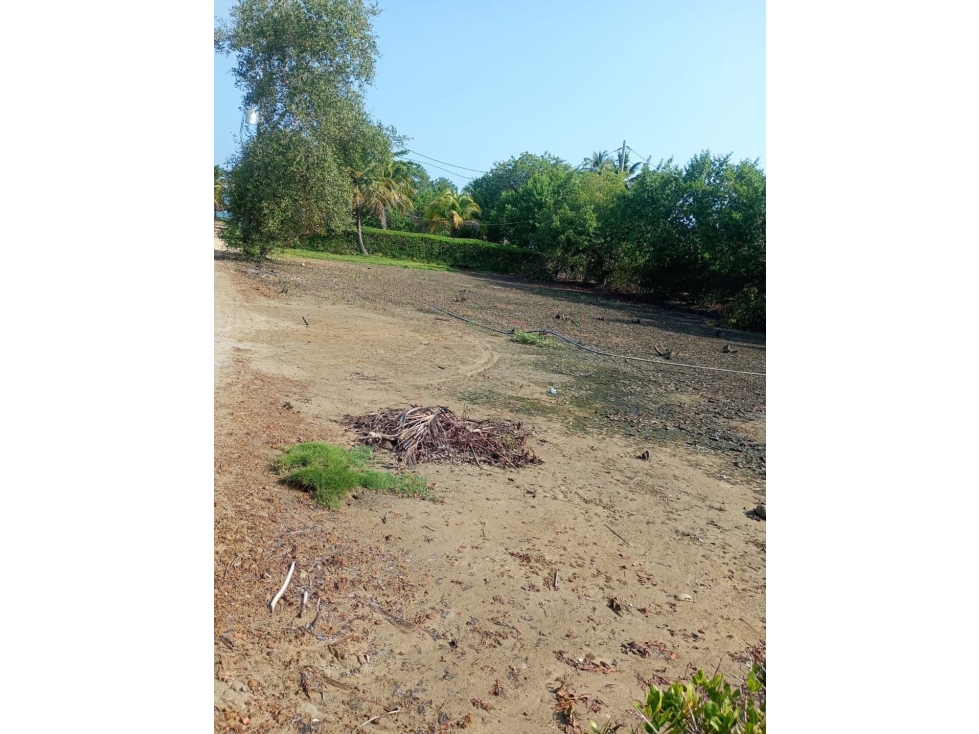 Lote en venta Moñitos-Córdoba.Ubicacion privilegiada a 80 mts del mar - 2