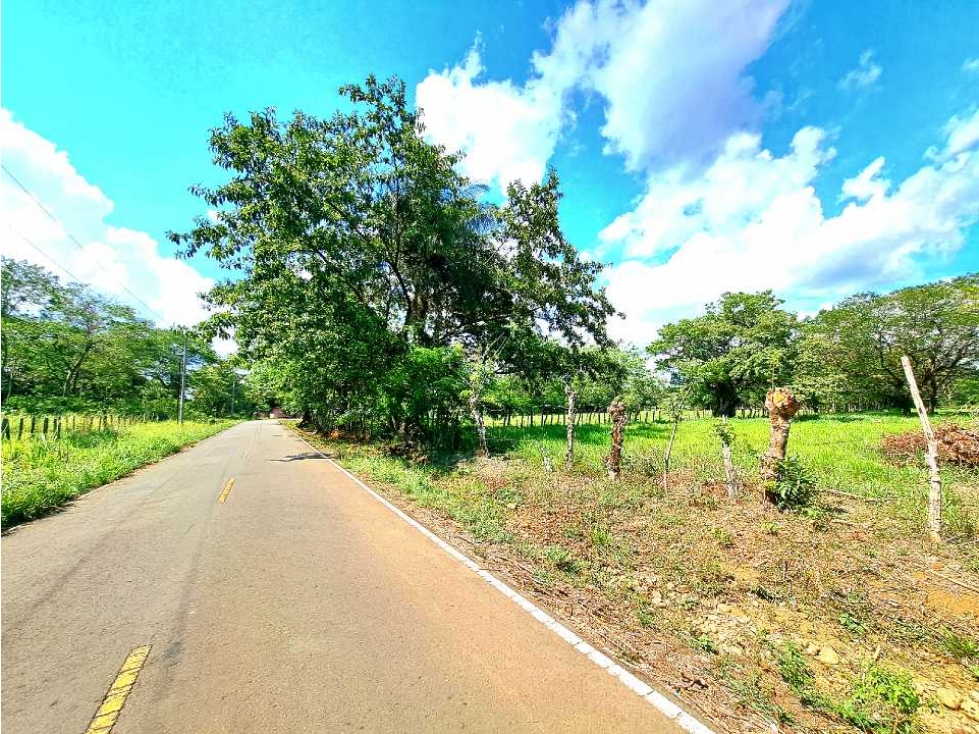 LOTE EN VENTA POR COCHEA ABAJO - 3