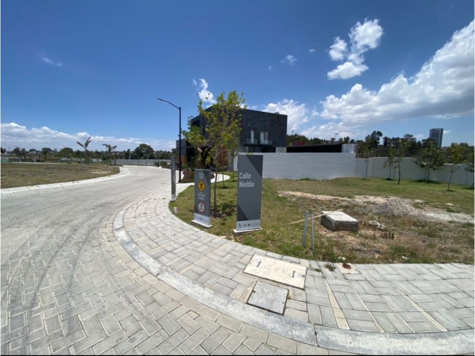 Lote en Venta rodeado área verde. NUBIA RESIDENCIAL. Zona Angelópollis - 5