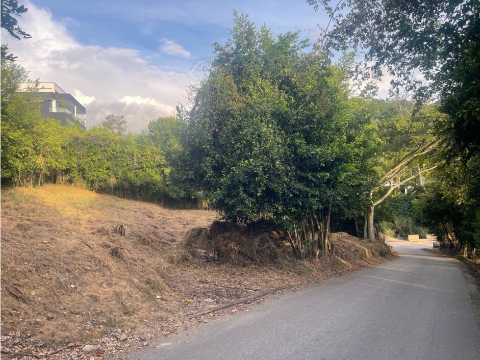 LOTE EN VENTA RUITOQUE BAJO / HACIENDA LA CONSTANCIA / LOTE 8 - 6