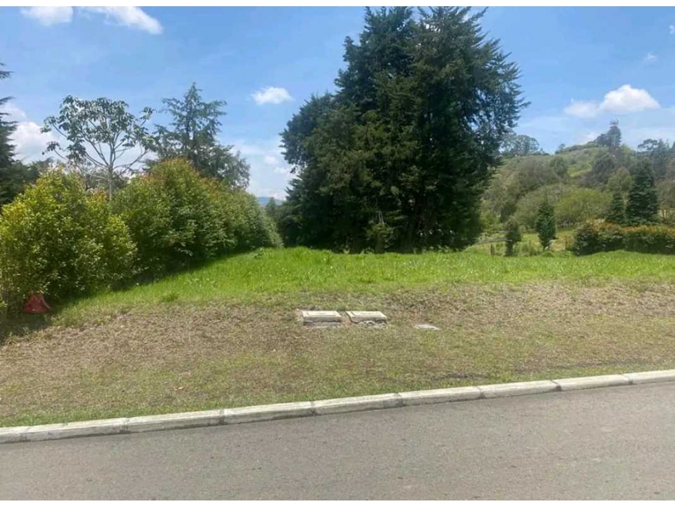 LOTE EN VENTA SECTOR EL TAMBO ( COLEGIO MARIA AUXILIADORA CON LICENC) — foto 4
