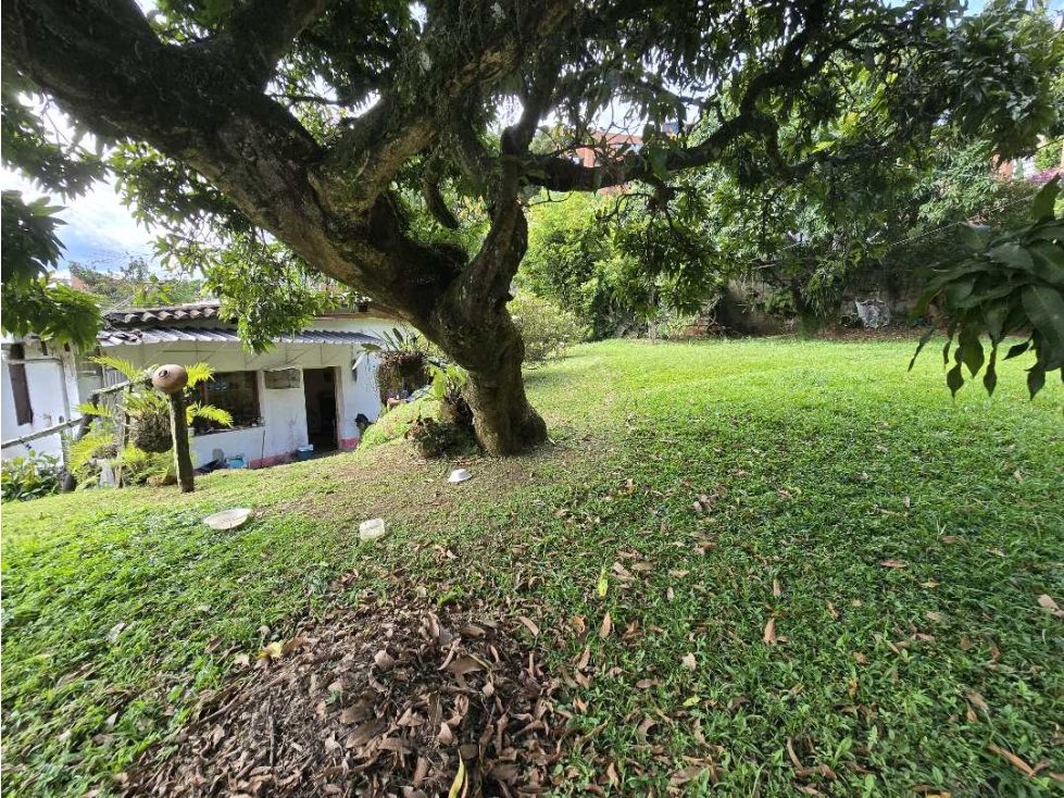 Lote en Venta Sector el Tesoro Poblado