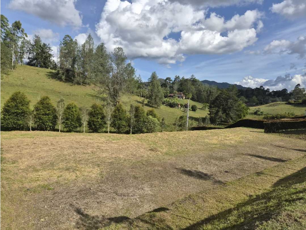 LOTE EN VENTA SECTOR FIZEBAD