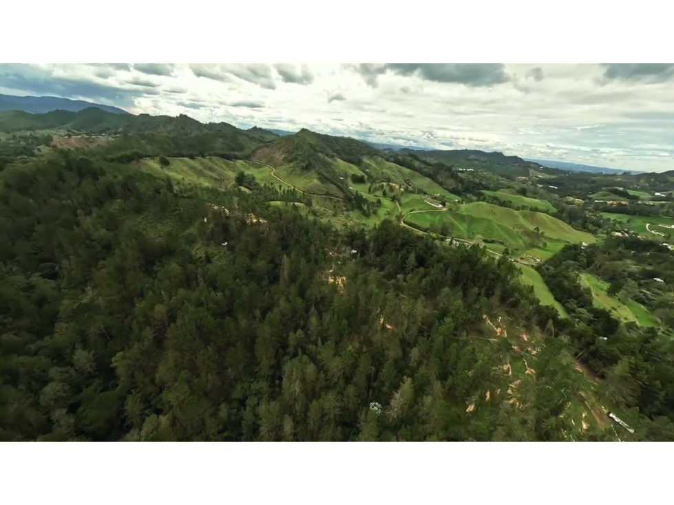 Lote en venta. Senderos de San José. Vivir en naturaleza. El Retiro