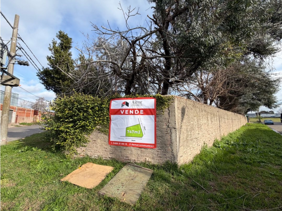 Lote en venta sobre Colectora Norte 747m2 - 1