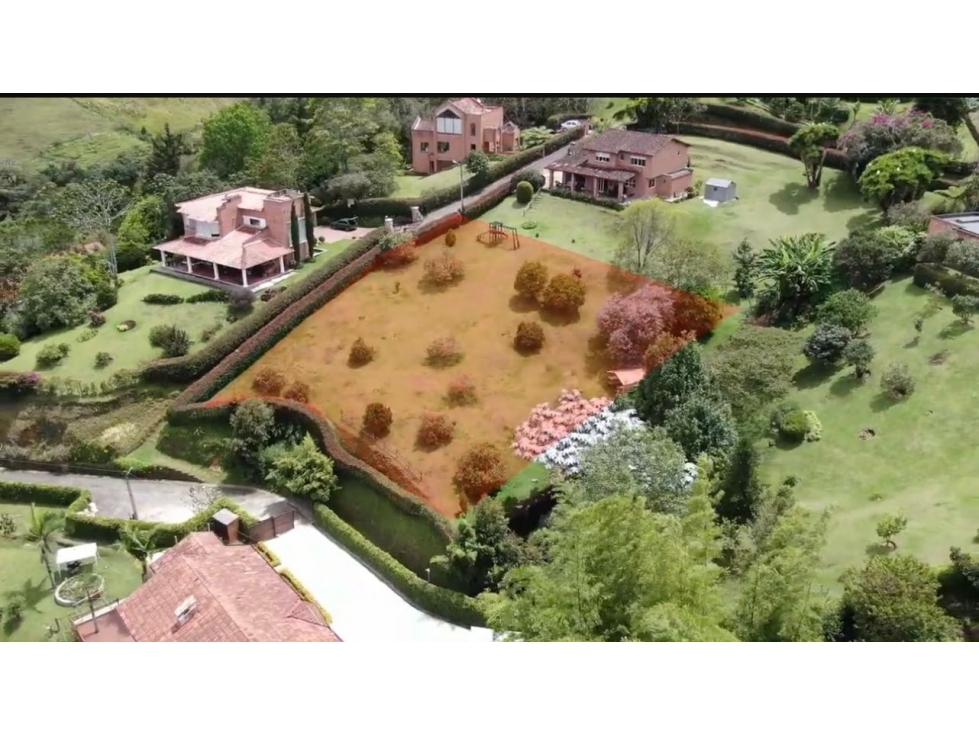 LOTE ESPECTACULAR EN CERROS DE FIZEBAD. VÍA MEDELLIN EL RETIRO. — foto 2