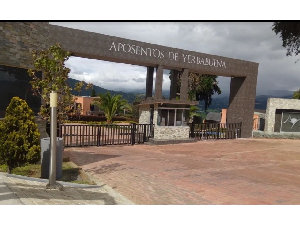 LOTE ESQUINERO APOSENTOS DE YERBABUENA - SOPO