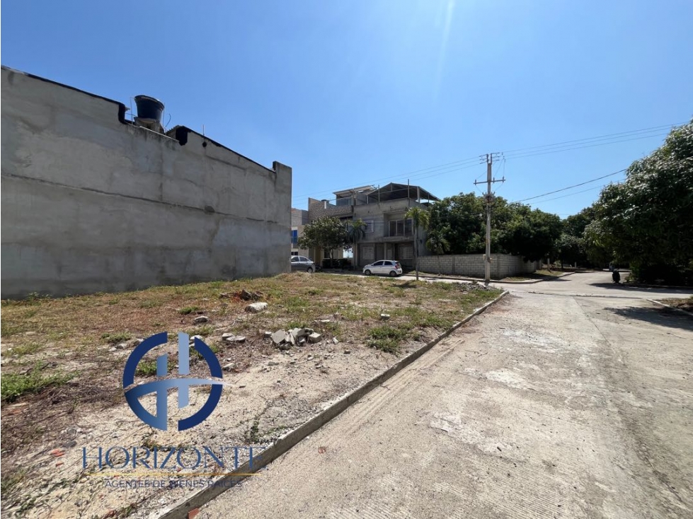 LOTE ESQUINERO EN EL CONJUNTO CERRADO BOSQUES DE BONDA — foto 3