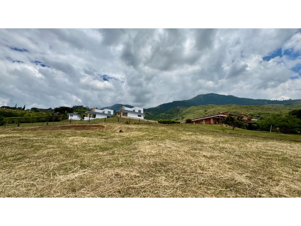 Lote esquinero en venta en parcelación - Santa Elena El Cerrito Valle — foto 2