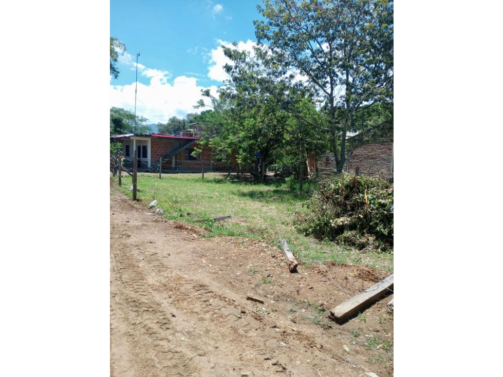 Lote esquinero plano en venta - Santa Elena El Cerrito Valle Colombia — foto 4