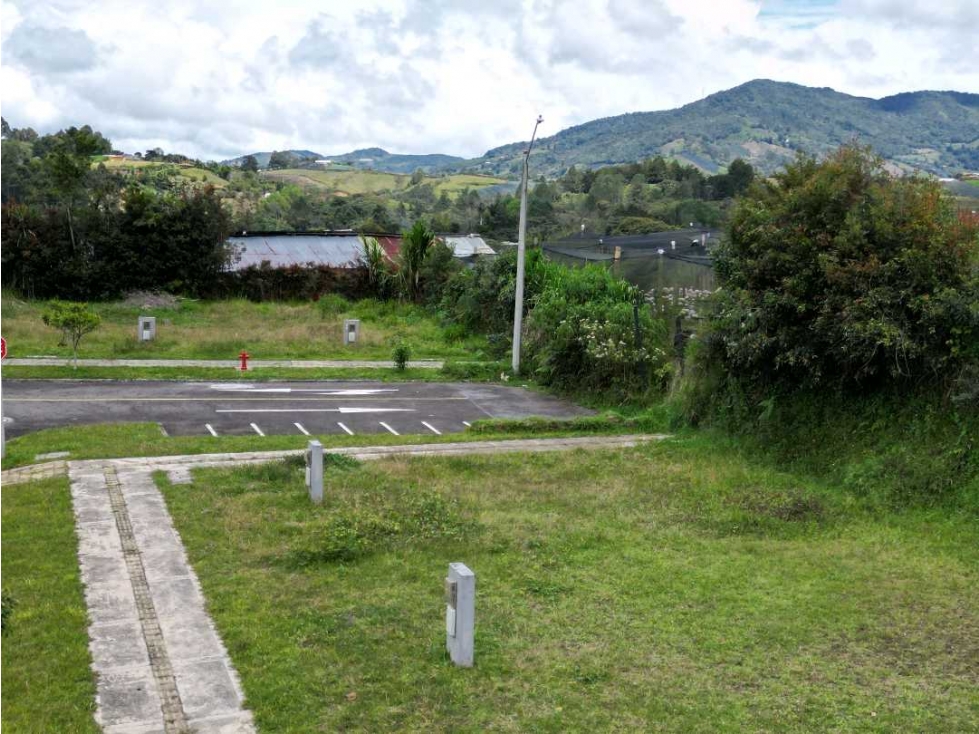 LOTE ESQUINERO EN VENTA UNIDAD ABIERTA EN EL CARMEN DE VIBORAL — foto 5