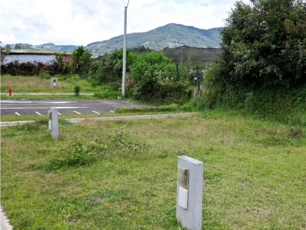LOTE ESQUINERO EN VENTA UNIDAD ABIERTA EN EL CARMEN DE VIBORAL — foto 6