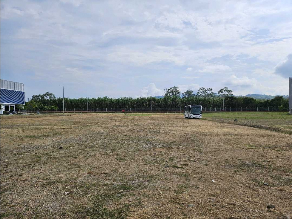 Lote esquinero para venta en Zona Franca de Pereira - 4