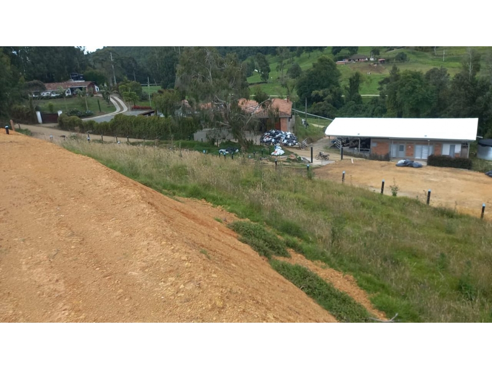 LOTE HERMOSO EN SAN PEDRO DE LOS MILAGROS CERCA AL PUEBLO.