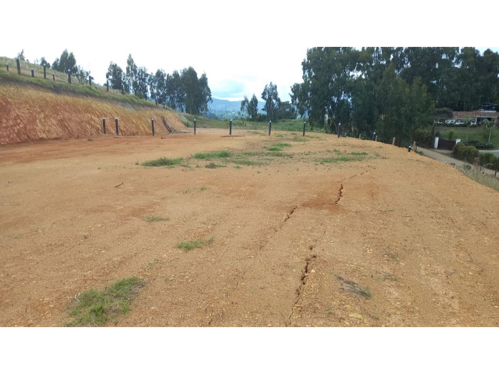 LOTE HERMOSO EN SAN PEDRO DE LOS MILAGROS CERCA AL PUEBLO. — foto 2
