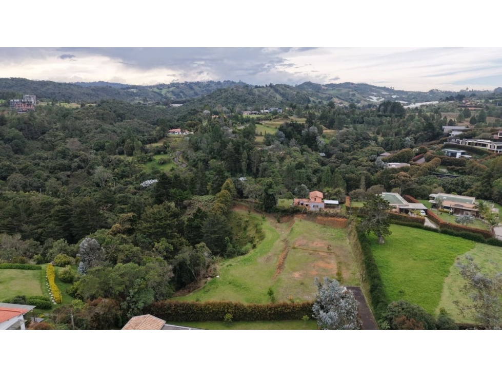 Lote independiente para 2 casasAlto de las Palmas
