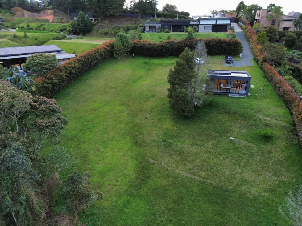 Lote independiente en venta Alto de Palmas — foto 3
